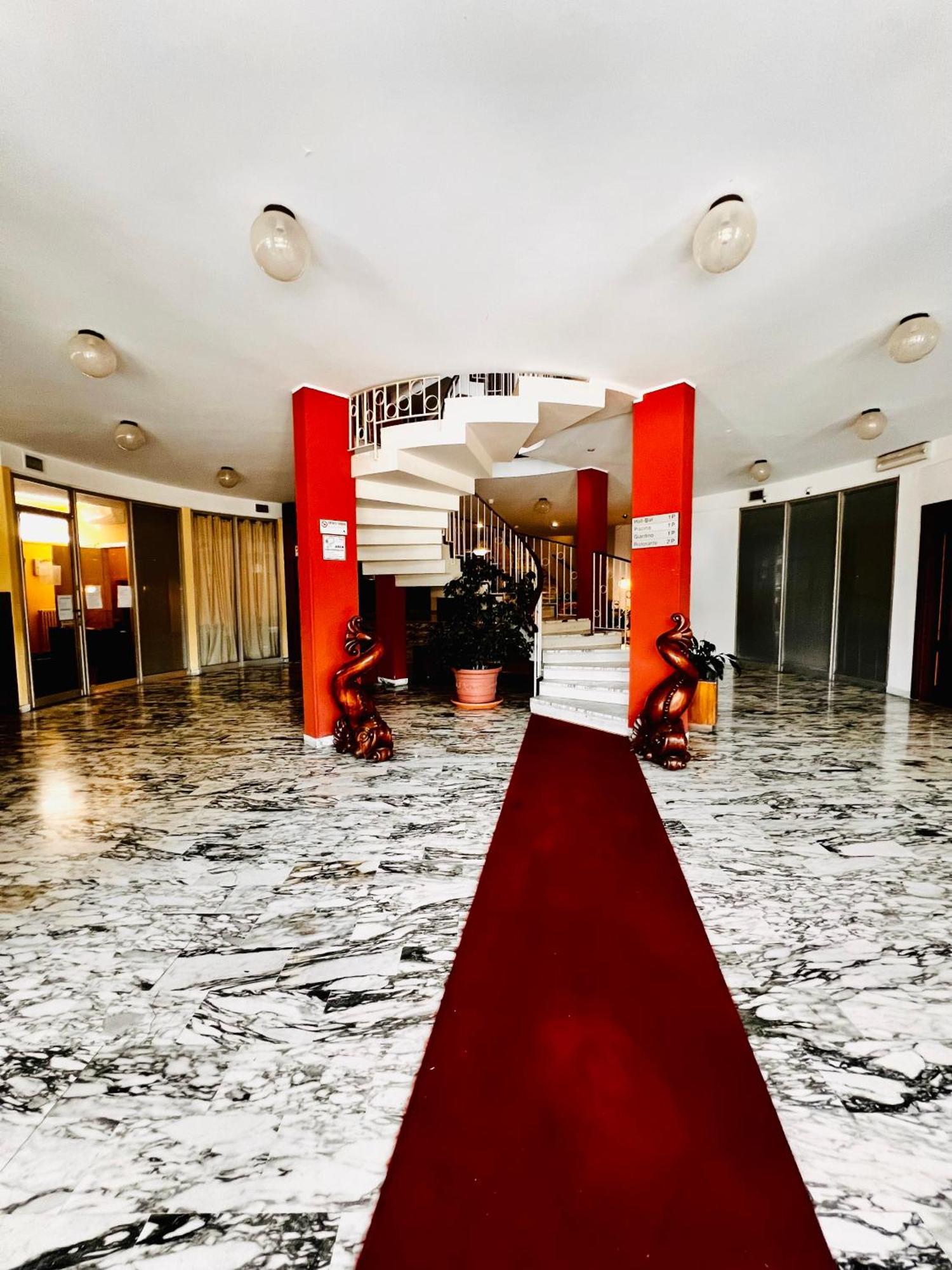 Eurotel 405 Rapallo Luaran gambar